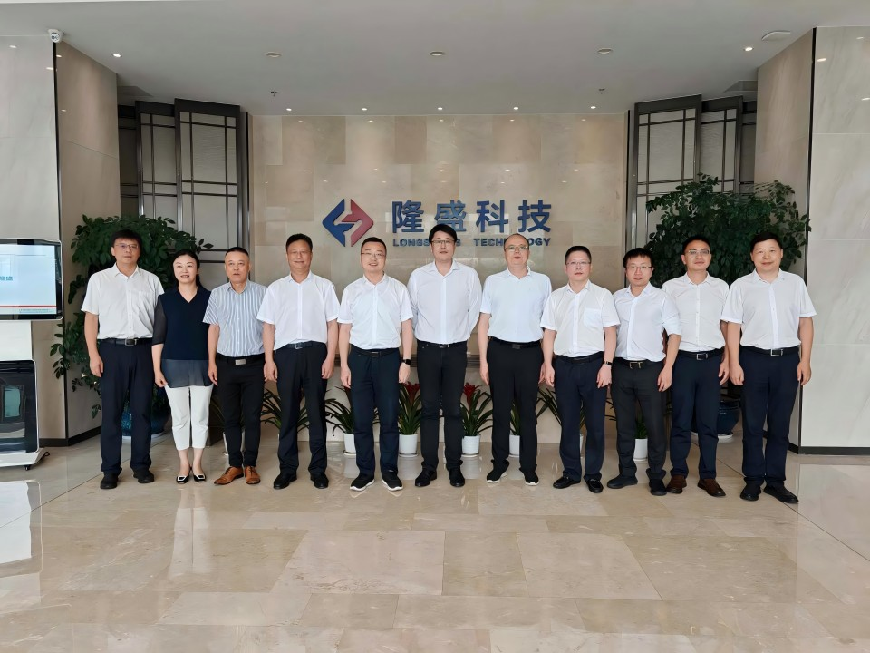 南昌市委領(lǐng)導(dǎo)攜江鈴集團領(lǐng)導(dǎo)赴隆盛科技考察交流